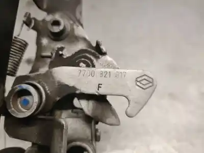 Pezzo di ricambio per auto di seconda mano chiusura del cappuccio per ligier js50 0.5 riferimenti oem iam 7700821017  