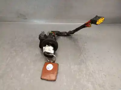Recambio de automóvil de segunda mano de CONMUTADOR DE ARRANQUE para RENAULT CLIO II (BB_, CB_)  referencias OEM IAM 7701471098  7701471098