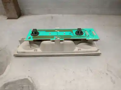 Second-hand car spare part interior light for volkswagen touareg (7la, 7l6, 7l7) 2.5 r5 tdi oem iam references 7l6947105a  