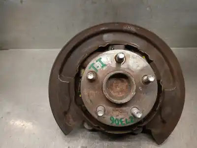 Tweedehands auto-onderdeel knokkel links achter voor toyota avensis sedán (_t25_) 1.8 (zzt251_) oem iam-referenties 4230505100  4230505100