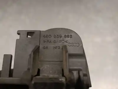 Pezzo di ricambio per auto di seconda mano maniglia esterna anteriore destra per audi a4 b6 (8e2) 1.9 tdi riferimenti oem iam 4b0639885  8e0839207