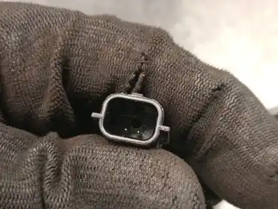 Автозапчасти б/у передняя левая кулачка за renault twingo ii (cn0_) 1.5 dci 90 ссылки oem iam 8200663590  8200663590