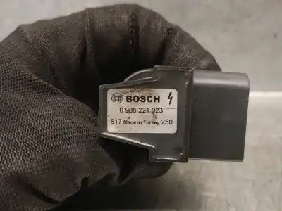 Автозапчастина б/у котушка запалювання для seat leon (1m1) 1.6 16 v посилання на oem iam 036905715g 0986221023 bosch 036905715g