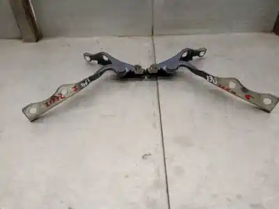 Second-hand car spare part bonnet hinge for mazda 2 (dy) 1.4 cd oem iam references dd1052410g  dd1052420f