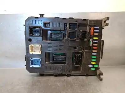 Second-hand car spare part fuse box unit for citroen c4 picasso i monospace (ud_) 2.0 hdi 138 oem iam references 966405908002