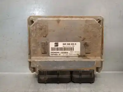 İkinci el araba yedek parçası Ecu Motor Kontrol Cihazi için SEAT IBIZA II (6K1) 1.6 i OEM IAM referansları 6K0906033B 5WP4005102 SIEMENS 