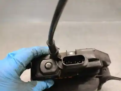 Автозапчасти б/у замок левой передней двери за renault megane ii (bm0/1_, cm0/1_) 2.0 16v (bm0u, cm0u) ссылки oem iam 8200027780  8200027780