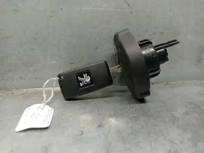 Pezzo di ricambio per auto di seconda mano  per PEUGEOT 308 I (4A_, 4C_)  Riferimenti OEM IAM 10014390100  10014390100