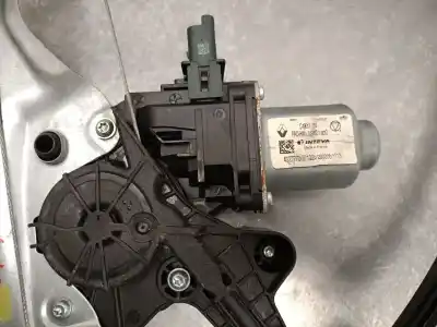 Pezzo di ricambio per auto di seconda mano alzacristalli anteriore destro per renault megane iv fastback (b9a/m/n_) 1.3 tce 140 (b9nb) riferimenti oem iam 807206746r  807206746r