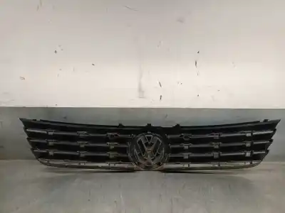 Автозапчасти б/у передняя решетка за vw passat b5 (3b2) 1.9 tdi ссылки oem iam 3b0853653c  3bd853651
