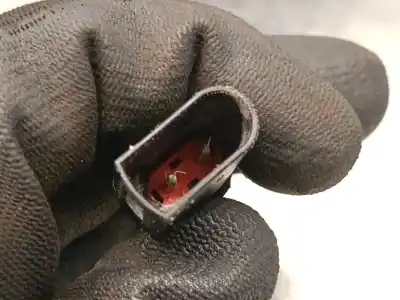 Second-hand car spare part front right knuckle for mazda 2 (dy) 1.4 cd oem iam references f6ja  