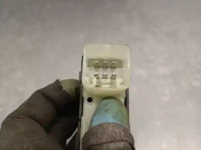 Peça sobressalente para automóvel em segunda mão botão / interruptor elevador vidro traseiro direito por jeep compass (mk49) 2.2 crd referências oem iam 56040693ad  