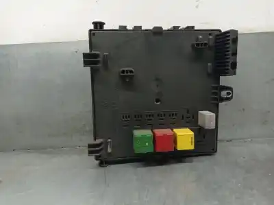 Second-hand car spare part fuse box unit for opel vectra c gts (z02) 2.2 dti 16v (f68) oem iam references 13112914 519049019 