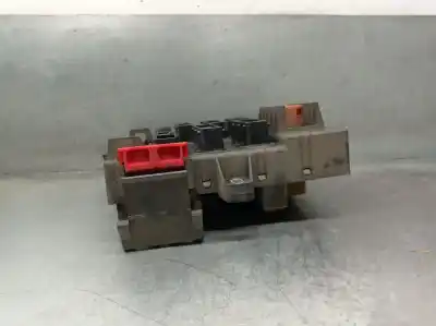Second-hand car spare part fuse box unit for opel vectra c gts (z02) 2.2 dti 16v (f68) oem iam references 13112914 519049019 