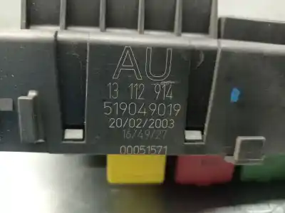Second-hand car spare part fuse box unit for opel vectra c gts (z02) 2.2 dti 16v (f68) oem iam references 13112914 519049019 