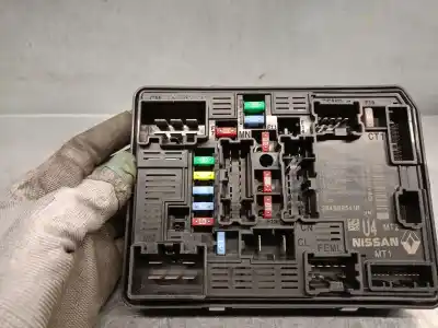 Pezzo di ricambio per auto di seconda mano scatola relè/fusibili per renault megane iv fastback (b9a/m/n_) 1.3 tce 140 (b9nb) riferimenti oem iam 284b69541r 5dwa11f01 