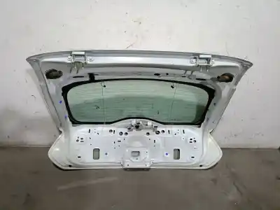 Second-hand car spare part tailgate for volvo v40 fastback (525) d3 oem iam references 32227622  32227622