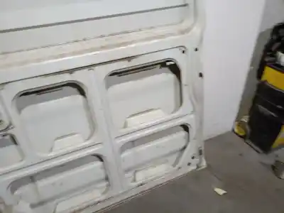 Second-hand car spare part right sliding side door for iveco daily iv furgón 35c12 v, 35c12 v/p, 35s12 v, 35s12 v/p oem iam references 3803522  3803522