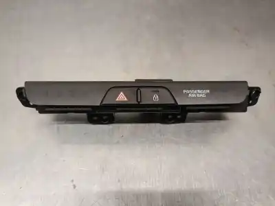 Second-hand car spare part hazard warning lights for kia stonic (yb) 1.0 t-gdi oem iam references 93790h8010wk