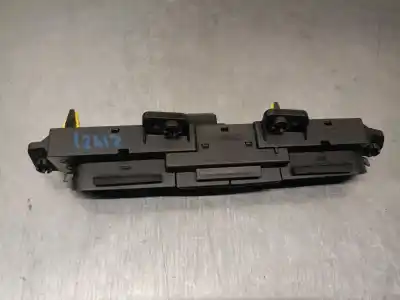 Автозапчасти б/у предупреждение за kia stonic (yb) 1.0 t-gdi ссылки oem iam 93790h8010wk 4d63611000 