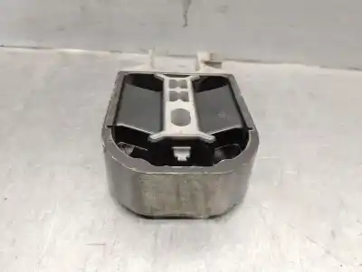 Second-hand car spare part engine support for volvo v40 fastback (525) d3 oem iam references 31359652  31359652