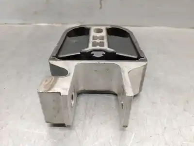 Second-hand car spare part engine support for volvo v40 fastback (525) d3 oem iam references 31359652  31359652