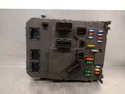 Peça sobressalente para automóvel em segunda mão caixa de fusíveis e relés por citroen xsara picasso (n68) 1.6 hdi referências oem iam 9657999780