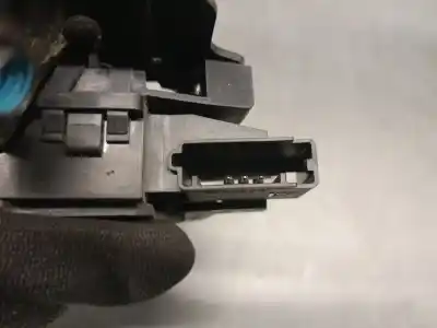 Second-hand car spare part trunk lock for chevrolet aveo 1.4 cat oem iam references 13577903  