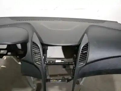Автозапчастина б/у панель приладів для hyundai i30 ranchera familiar (gd) 1.6 crdi посилання на oem iam 84710a6000ry  84710a6000ry