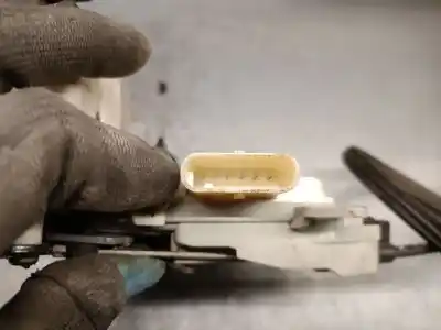 Автозапчастина б/у замок передній праві двері для seat leon (1p1) 1.6 tdi посилання на oem iam 1p1837016b  1p1837016b