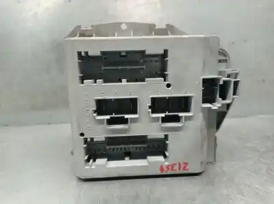 Pezzo di ricambio per auto di seconda mano scatola relè/fusibili per iveco daily iv furgón 35c12 v, 35c12 v/p, 35s12 v, 35s12 v/p riferimenti oem iam 69501171  