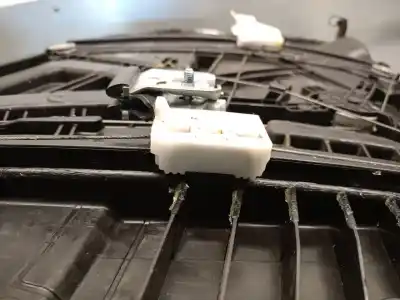 Peça sobressalente para automóvel em segunda mão elevador de vidros dianteiro direito por kia ceed tourer (cd) 1.0 t-gdi referências oem iam 82480j7060  82481j7000