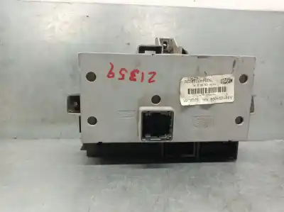 Second-hand car spare part fuse box unit for iveco daily iv furgón 35c12 v, 35c12 v/p, 35s12 v, 35s12 v/p oem iam references 5801254994 503440080220 