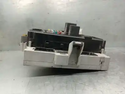 Second-hand car spare part fuse box unit for iveco daily iv furgón 35c12 v, 35c12 v/p, 35s12 v, 35s12 v/p oem iam references 5801254994 503440080220 