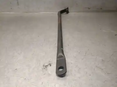 Second-hand car spare part front panel for land rover defender (ld) 2.5 tdi oem iam references muc6658  muc6658