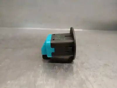 Second-hand car spare part switch for kia ceed tourer (cd) 1.0 t-gdi oem iam references 95940b4100  95940b4100