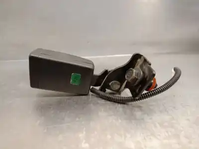 Автозапчасти б/у крюк для пояса за hyundai i30 ranchera familiar (gd) 1.6 crdi ссылки oem iam 89840a6000ry  89840a6000ry