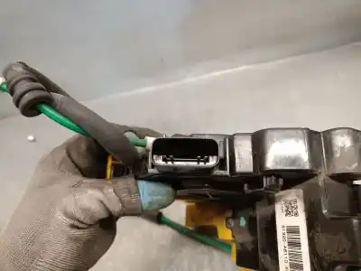 Автозапчастина б/у замок передній праві двері для hyundai i30 ranchera familiar (gd) 1.6 crdi посилання на oem iam 81320a6110  81320a6110