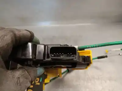 Автозапчасти б/у замок левой передней двери за hyundai i30 ranchera familiar (gd) 1.6 crdi ссылки oem iam 81310a6100  81310a6100