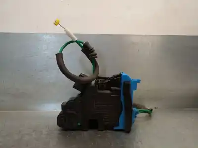 Автозапчасти б/у замок задней правой двери за hyundai i30 ranchera familiar (gd) 1.6 crdi ссылки oem iam 81420a6100  81420a6100