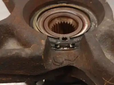 Second-hand car spare part front left knuckle for renault grand scénic ii (jm0/1_) 1.9 dci (jm0g jm12 jm1g jm2c) oem iam references 8200297028  8200297028