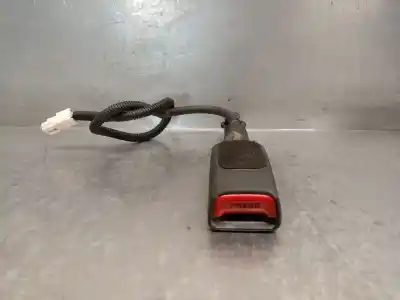 Автозапчасти б/у крюк для пояса за hyundai i30 ranchera familiar (gd) 1.6 crdi ссылки oem iam 88830a6000ry  88830a6000ry