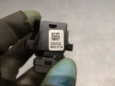 Second-hand car spare part switch for hyundai i30 ranchera familiar (gd) 1.6 crdi oem iam references 93360a6300  