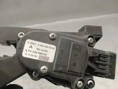 Second-hand car spare part potentiometer for smart forfour (454) 1.5 cdi (454.001) oem iam references a4543000304 6pv00886600 - hella a4543000304