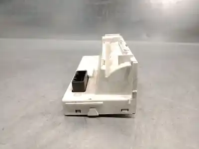 Автозапчасти б/у передний левый ремень безопасности за seat toledo i (1l2) 1.9 tdi ссылки oem iam 1l0857705b  