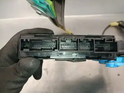 Peça sobressalente para automóvel em segunda mão elevador de vidros dianteiro direito por audi a2 (8z0) 1.4 tdi referências oem iam 8z0837462b 5wk48054abf siemens 8z0837462b