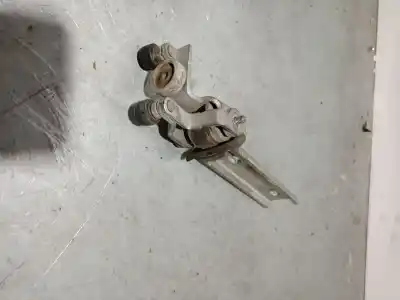 Second-hand car spare part hinge for iveco daily iv furgón 35c12 v, 35c12 v/p, 35s12 v, 35s12 v/p oem iam references 1071178k  