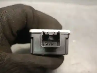 Second-hand car spare part central locking pump for volvo v40 fastback (525) d3 oem iam references 31419137  