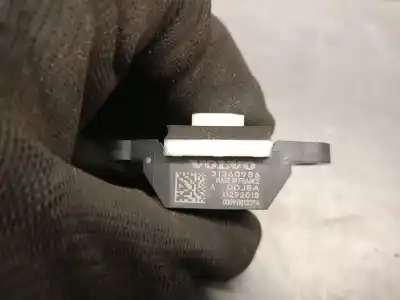 Peça sobressalente para automóvel em segunda mão sensor por volvo v40 fastback (525) d3 referências oem iam 31360986  