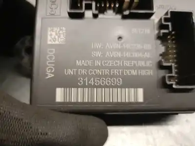 Second-hand car spare part central locking pump for volvo v40 fastback (525) d3 oem iam references 31456699  